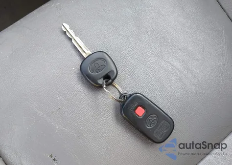 2005 Toyota Camry Xle from USA, damaged, VIN 4T1BE30K65U950291